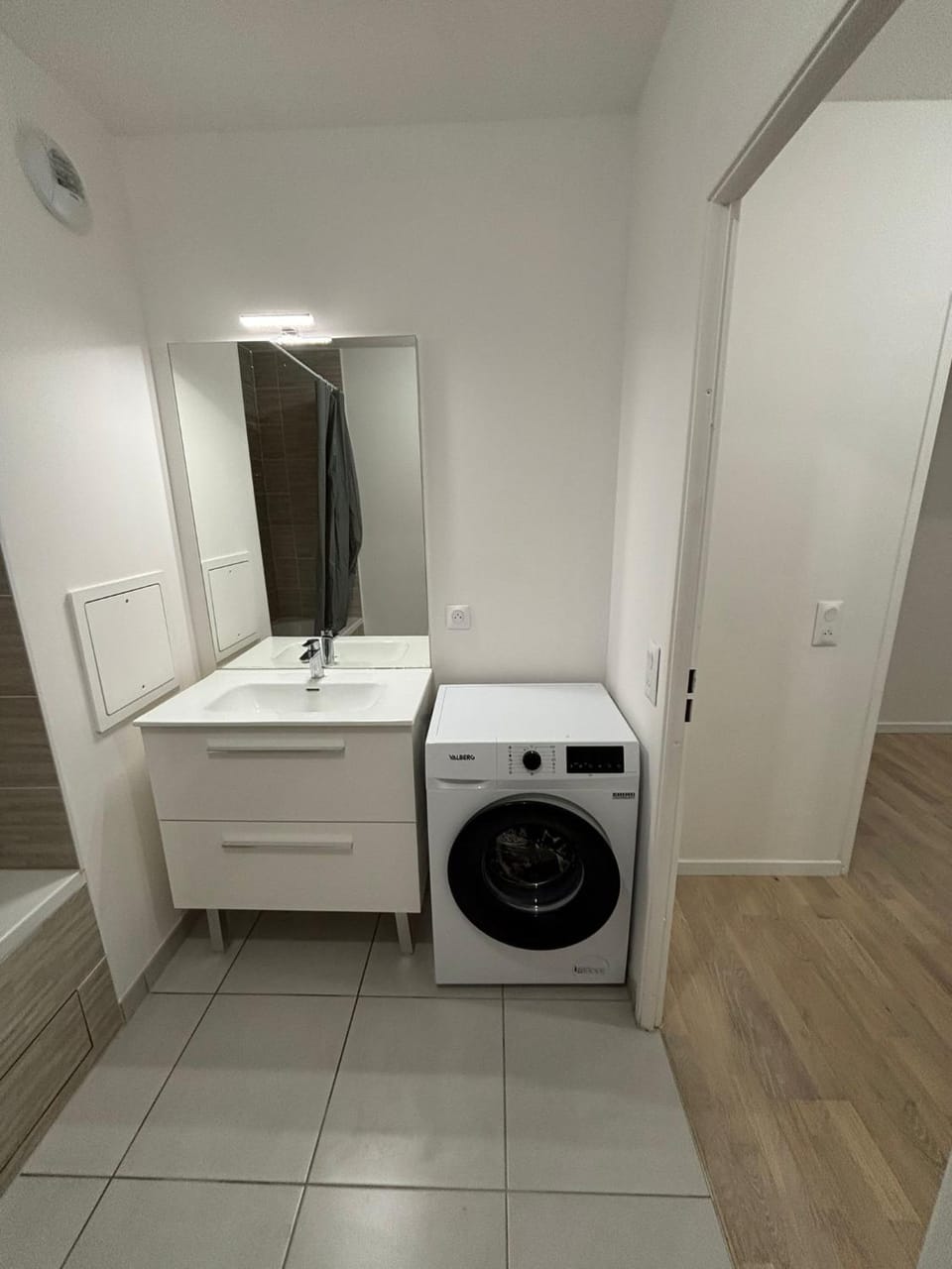 APPARTEMENT ST MAUR DES FOSSES proche quai de la Marne Apartment in Saint-Maur-des-Fossés