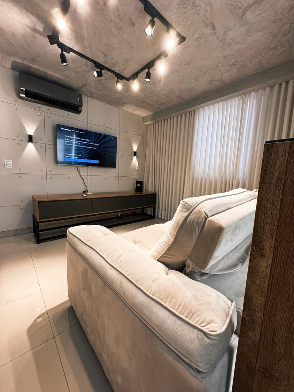 Duplex Espaçosa - Setor Bueno, prox ao Orion THEXP2114 Apartment in Goiania