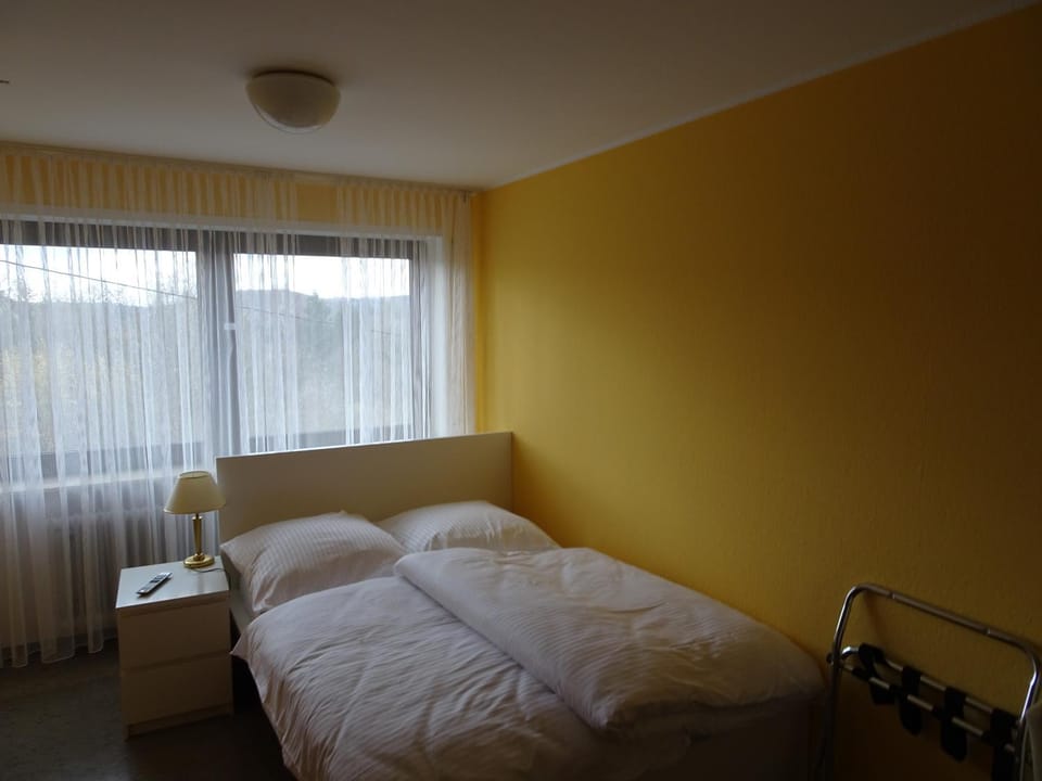 Photo of the whole room, Decorative detail