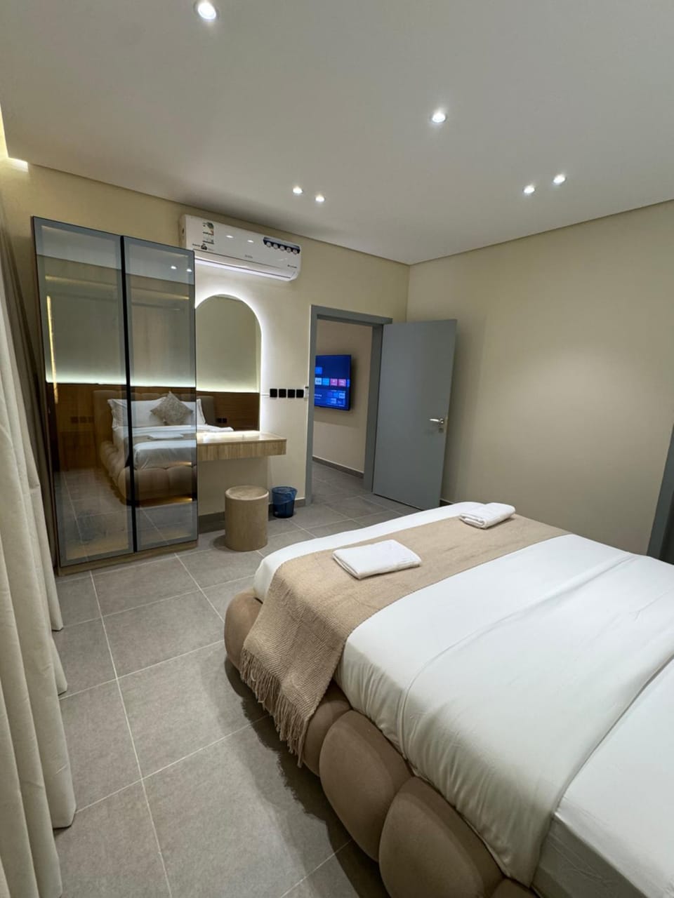 Luxury studio Apartment in Al Madinah Province