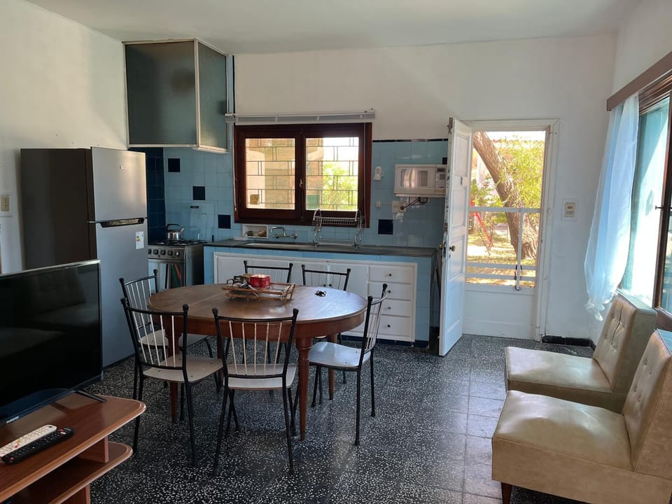 Kitchen or kitchenette, Garden view, Inner courtyard view