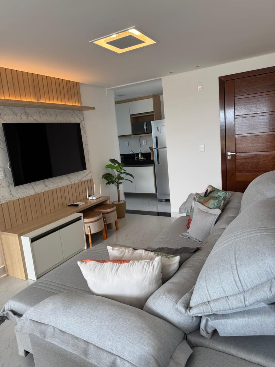 Apt Alto Padrao 3 qts todos com Ar 2 vagas garagem na Praia do Morro Apartment in Guarapari