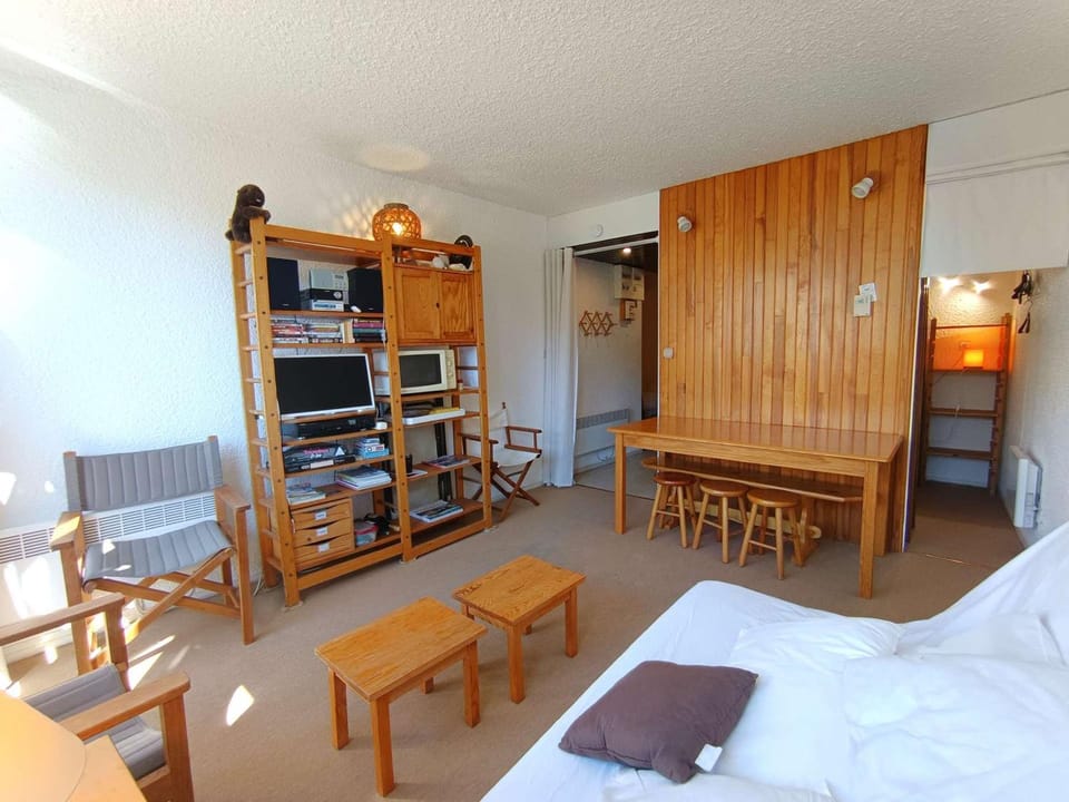 Studio cabine 6 personnes avec balcon et kitchenette équipée à Piau-Engaly Cabin in Saint-Lary-Soulan
