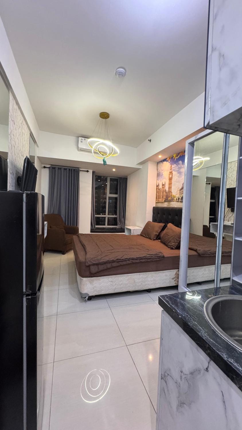 Anderson Pakuwon Mall Apartment in Surabaya