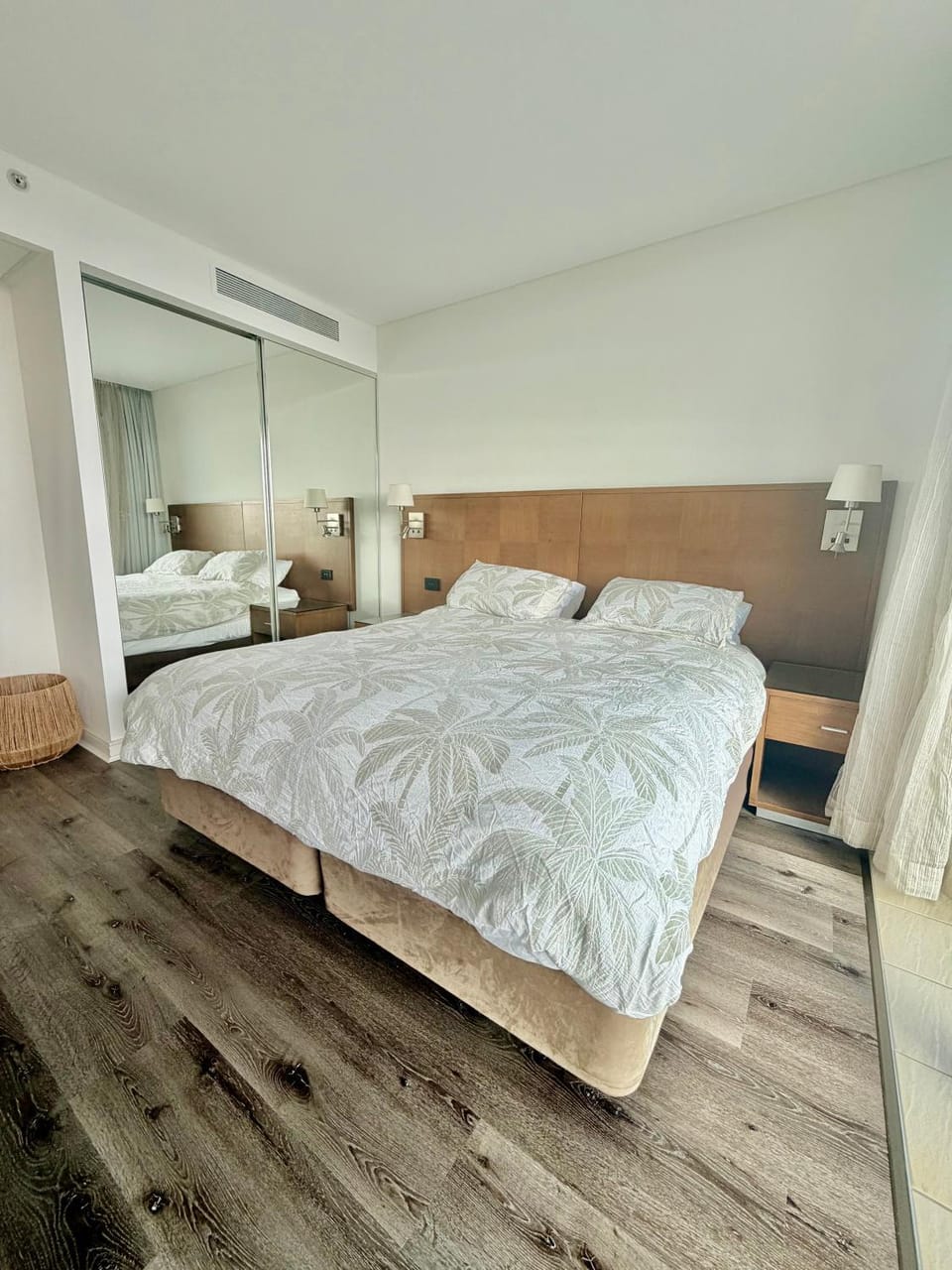 The Retreat at Surfers Apartment in Surfers Paradise Boulevard