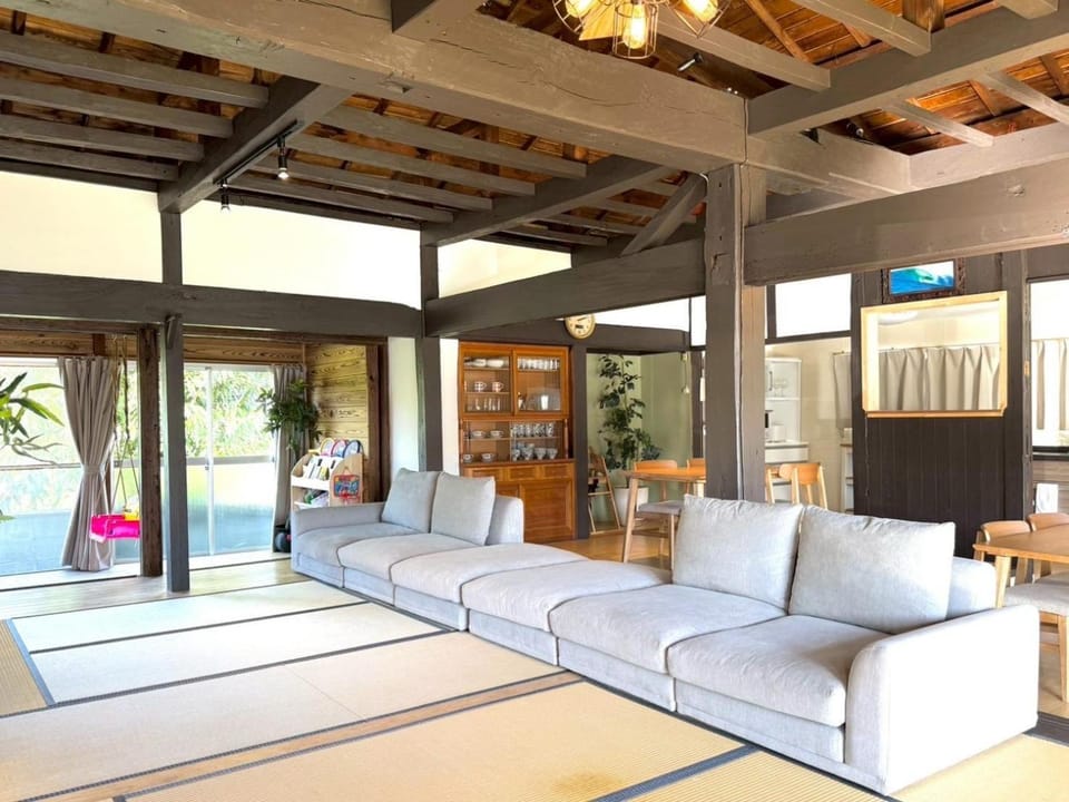 yumigahama Eaglehouse House in Shizuoka Prefecture