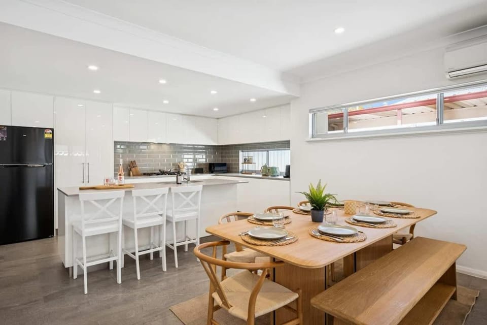 Large Family Home, Albany Hwy, Close To City House in Perth