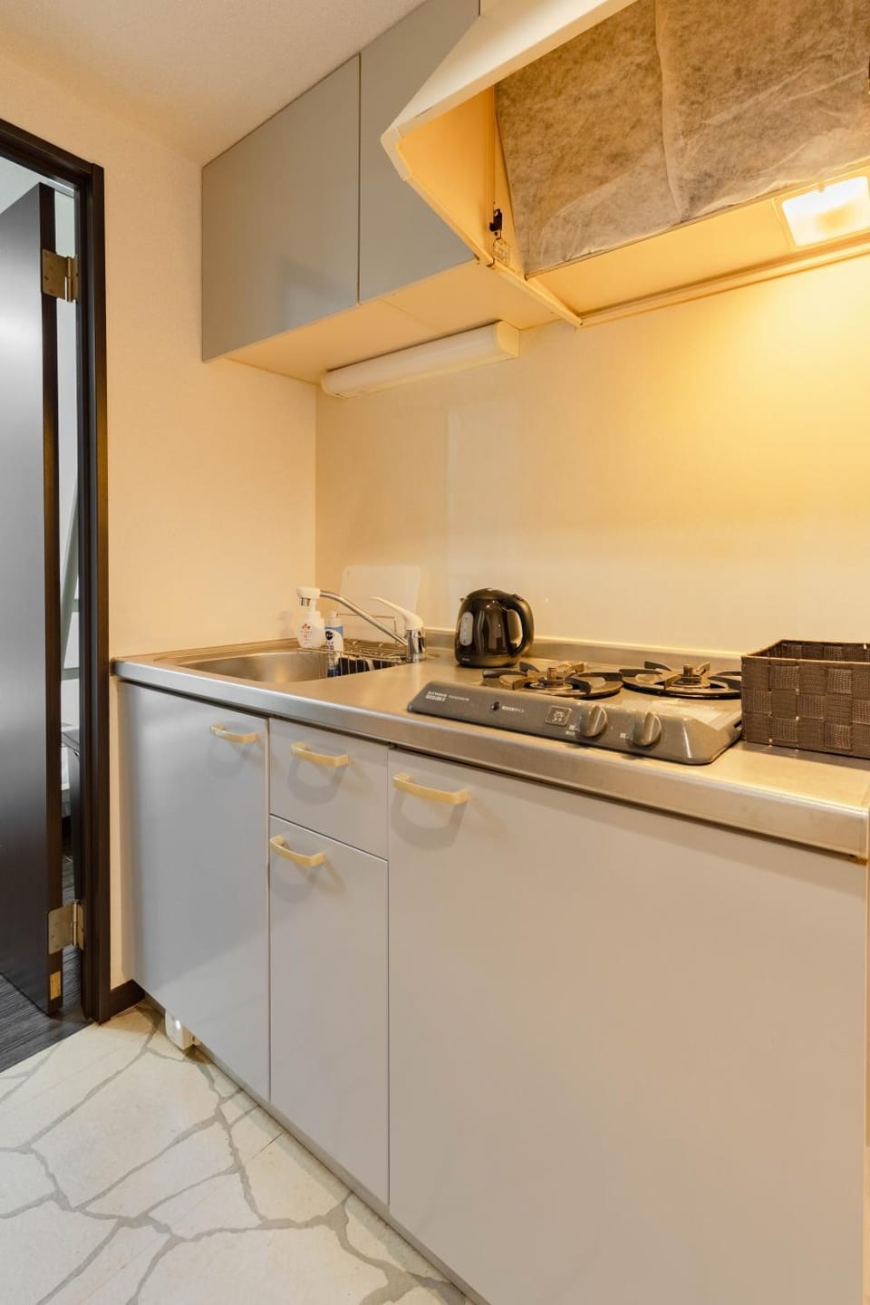 Kitchen or kitchenette, kitchen