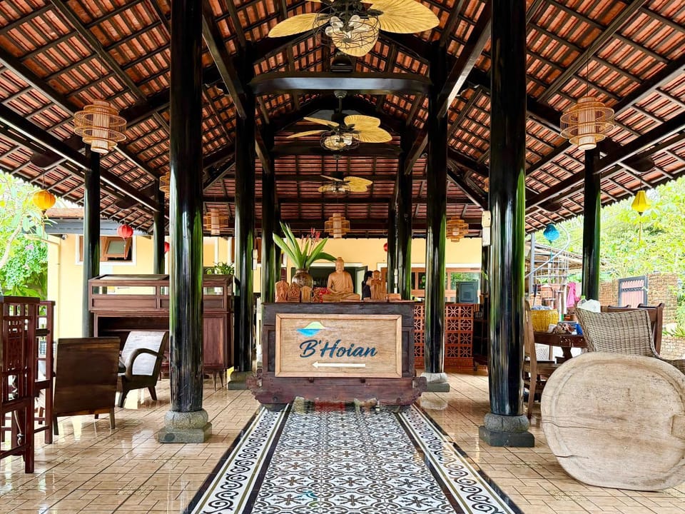 Restaurant/places to eat, Seating area