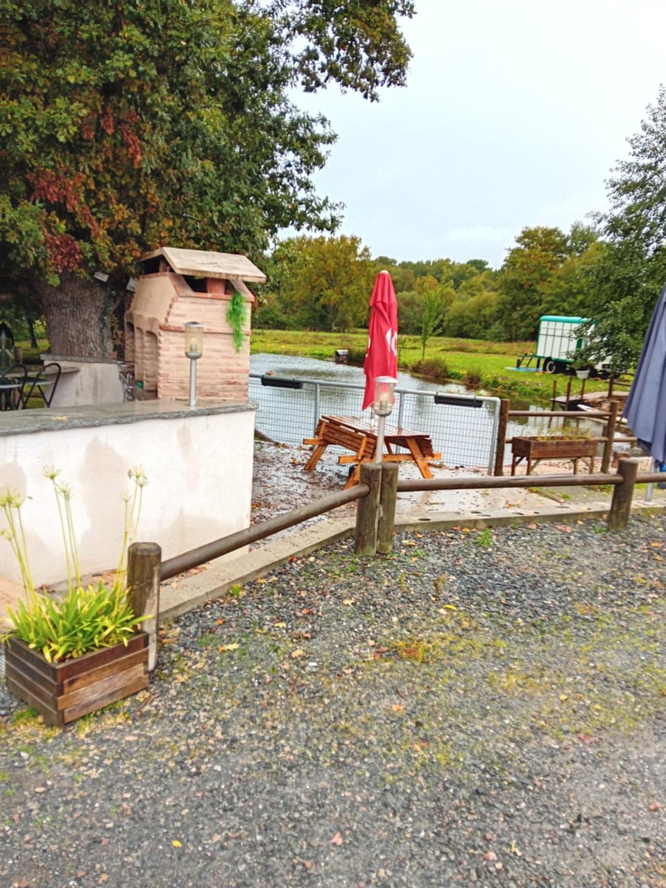 Emplacement tente Campground/ 
RV Resort in Pays de la Loire