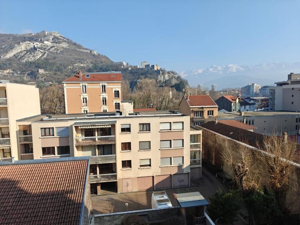 Natural landscape, View (from property/room), City view, Mountain view