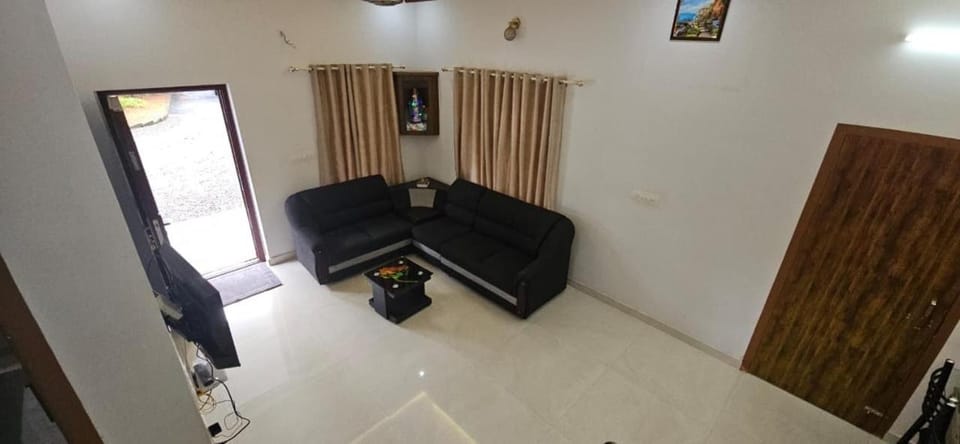 Leela cottage House in Kerala