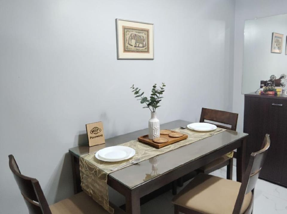 NAIA Manila Airport - Newport Prime Accommodations Apartment in Pasay