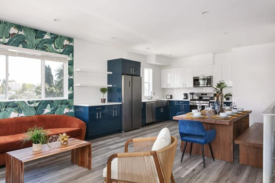 Prestige 5BR Townhome Near LA Hot Spots House in Echo Park