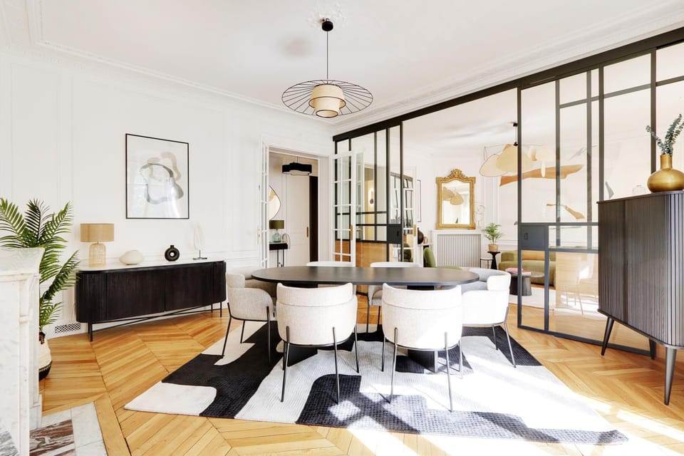 Chic & spacious 2BDR - 4P - Av Suffren TOUR EIFFEL Apartment in Paris