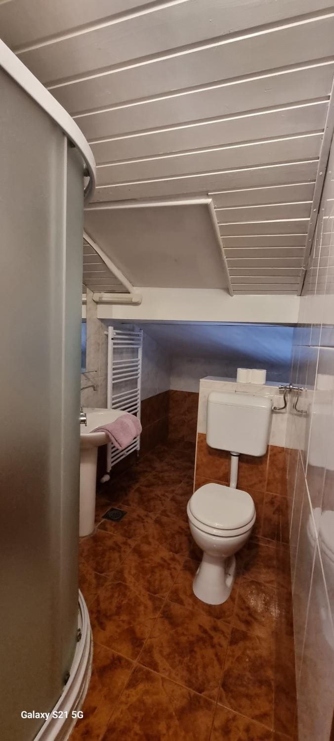 Toilet, Bathroom
