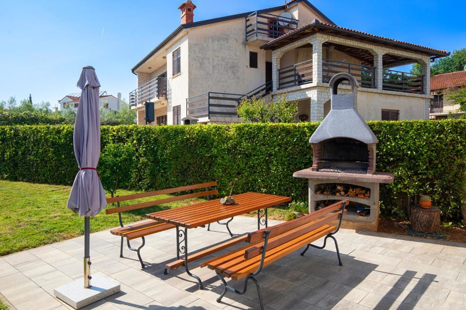 BBQ facilities, BBQ facilities