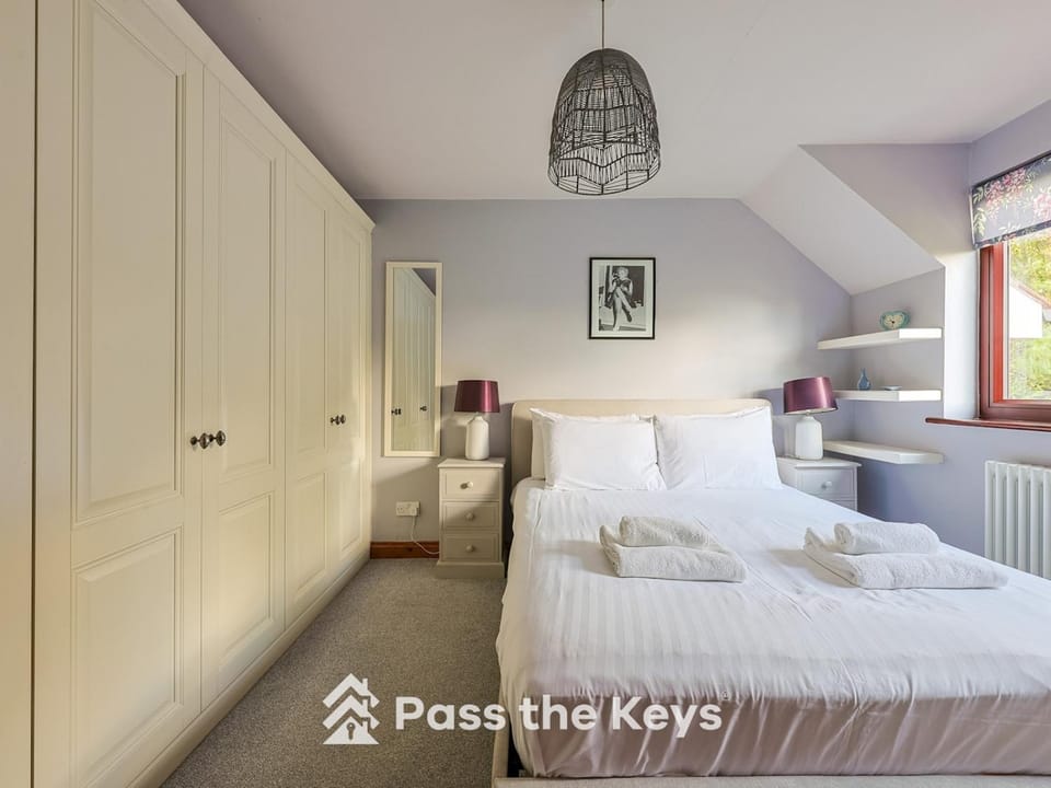 Bed, Other, Bedroom, wardrobe