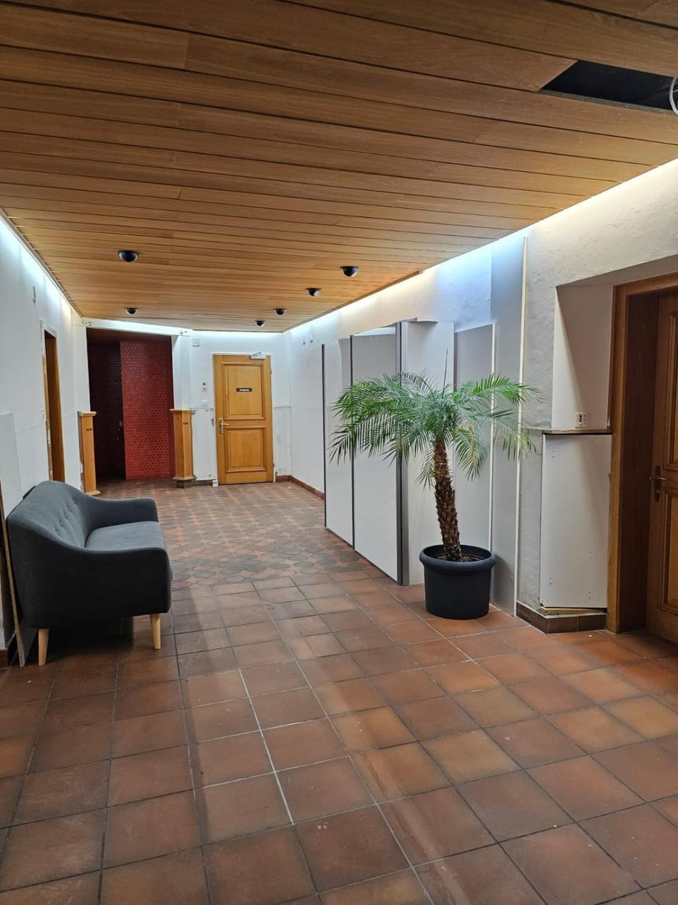 Privat Grosse Zimmer -Mars- mit gemeinsamer Küche und Bad in Altstadt Chur Bed and Breakfast in Chur