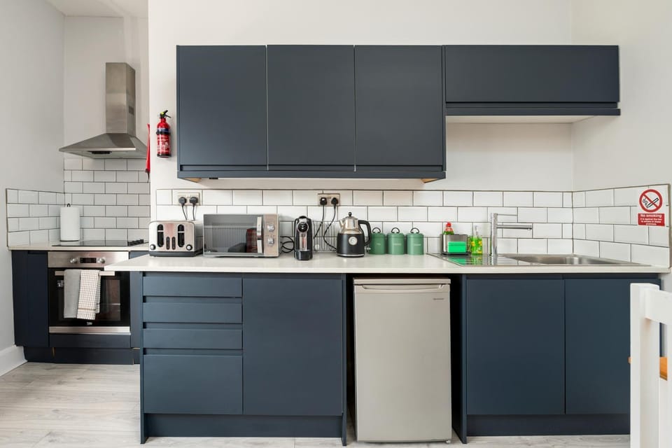 Stunning Apartment - Central Location - Sleeps 4 Apartment in Grimsby
