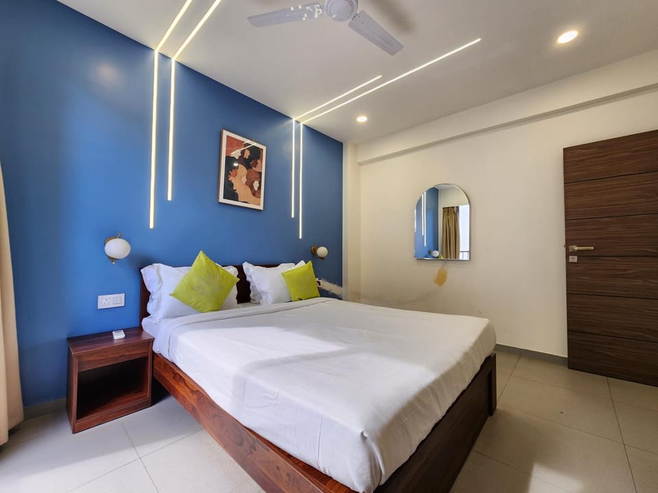 Bed, Photo of the whole room, Bedroom