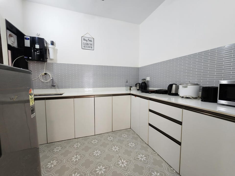 Kitchen or kitchenette, toaster
