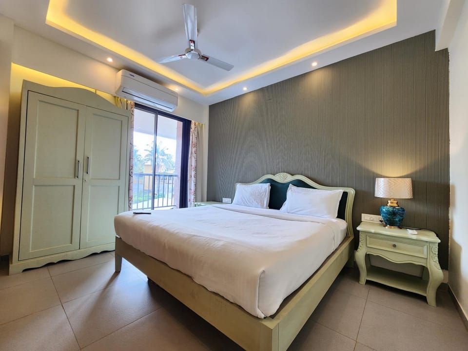 Bed, wardrobe