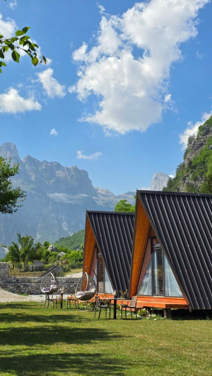 Property building, Spring, Day, Natural landscape, Mountain view
