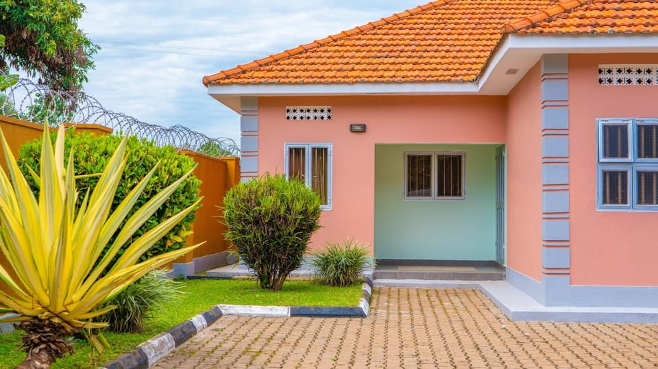 Northern Skyz Villas Bed and Breakfast in Uganda