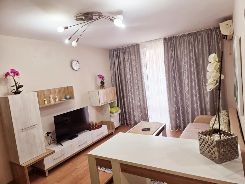 Summer Dream, Nesebar Fort Club, Sunny Beach Apartment in Sunny Beach
