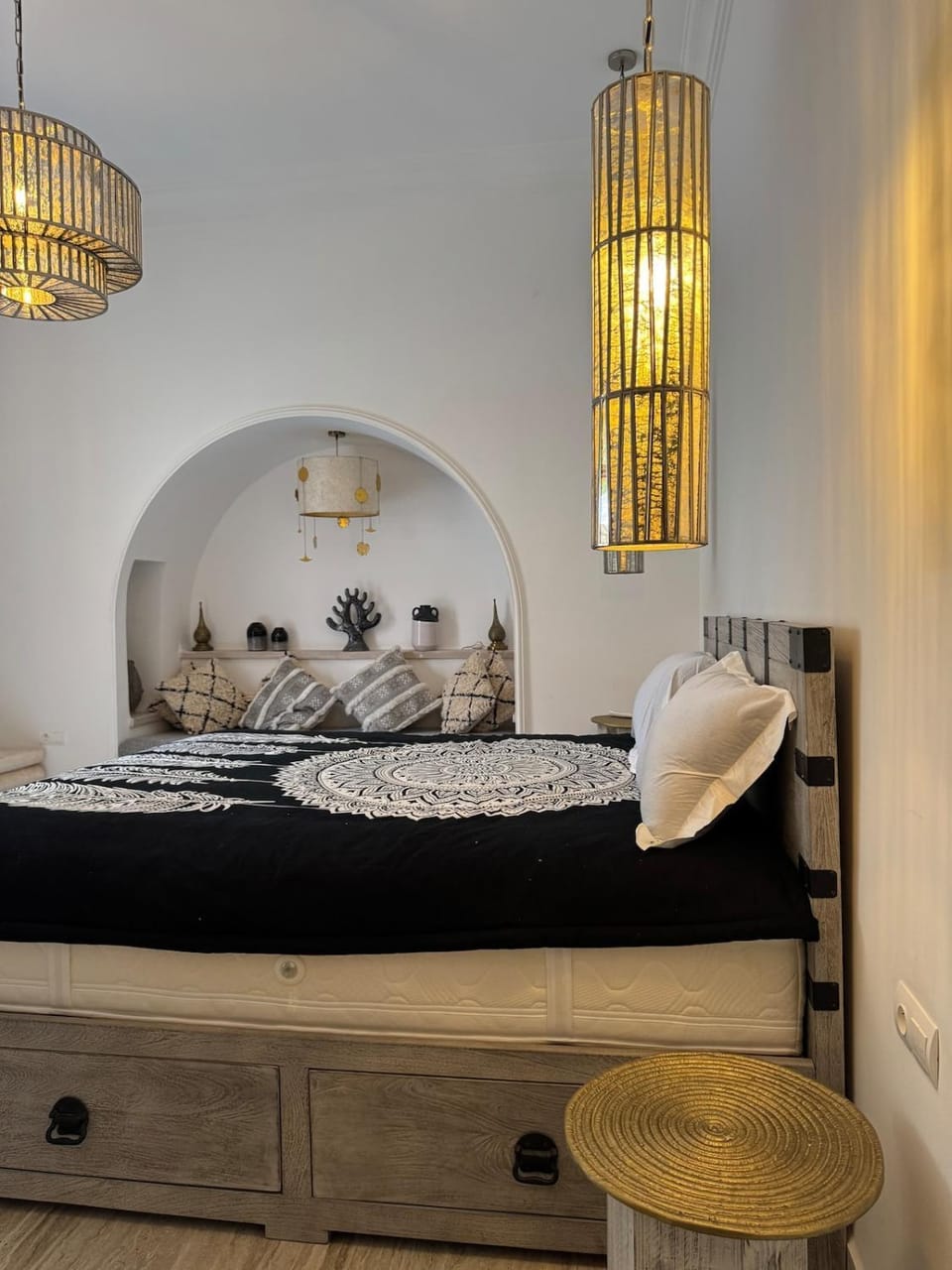 Bed, Kitchen or kitchenette, Photo of the whole room, Bedroom, towels