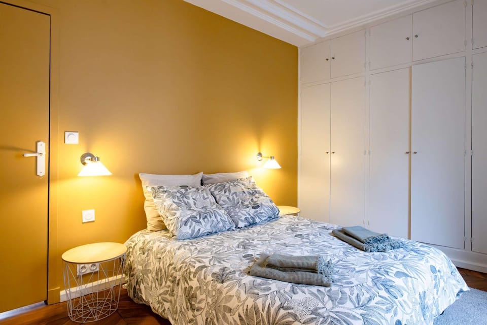 Luxury Flat Louvres 6 Guests Apartment in Paris