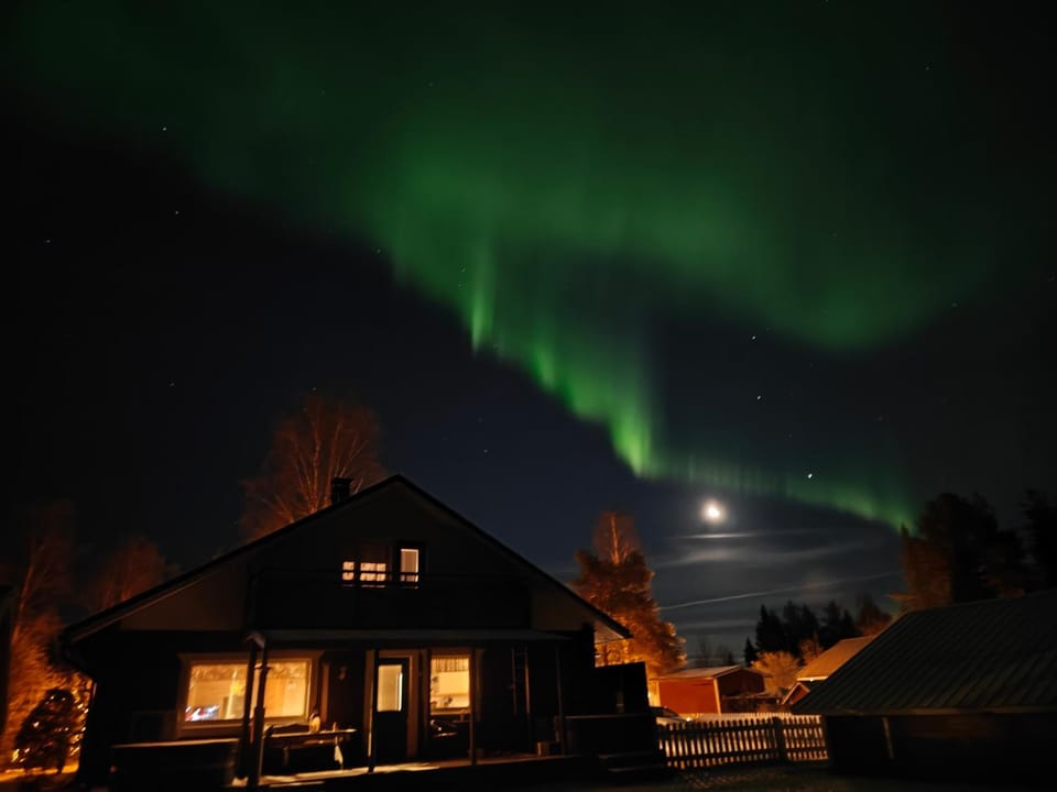 Villa in Lehtikangas Rovaniemi-Sauna & Jacuzzi Villa in Rovaniemi