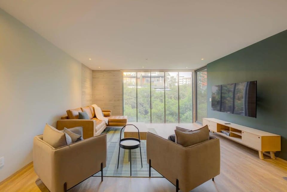 Capitalia Galileo 3BR Views Parking & Balcony Apartment in Mexico City