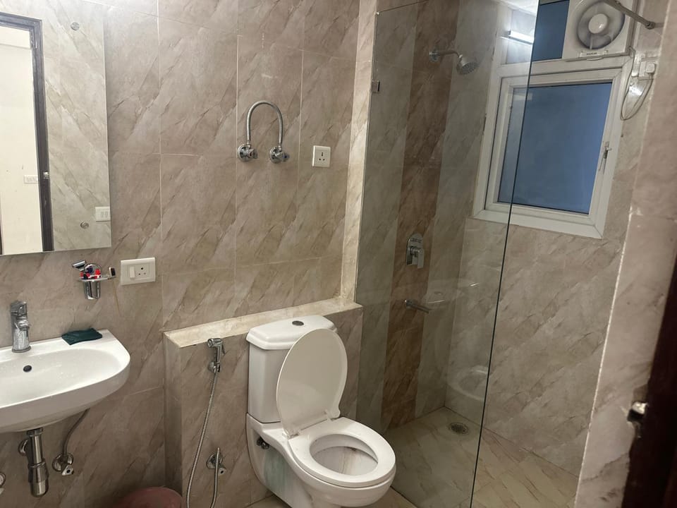 New 2 Bedroom Apartment Apartment in Gurugram