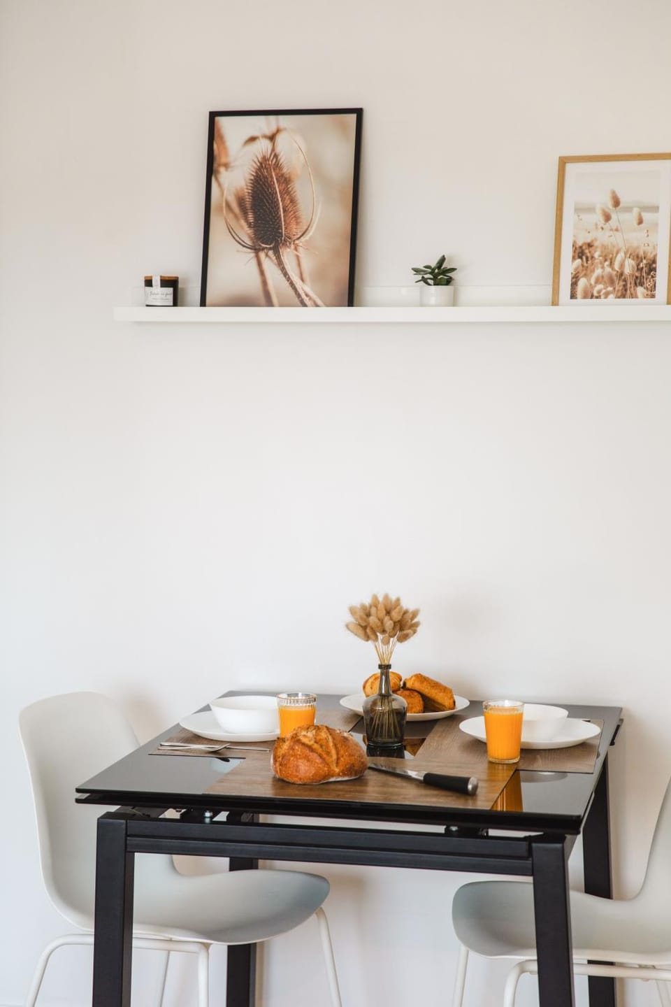 Decorative detail, Dining area