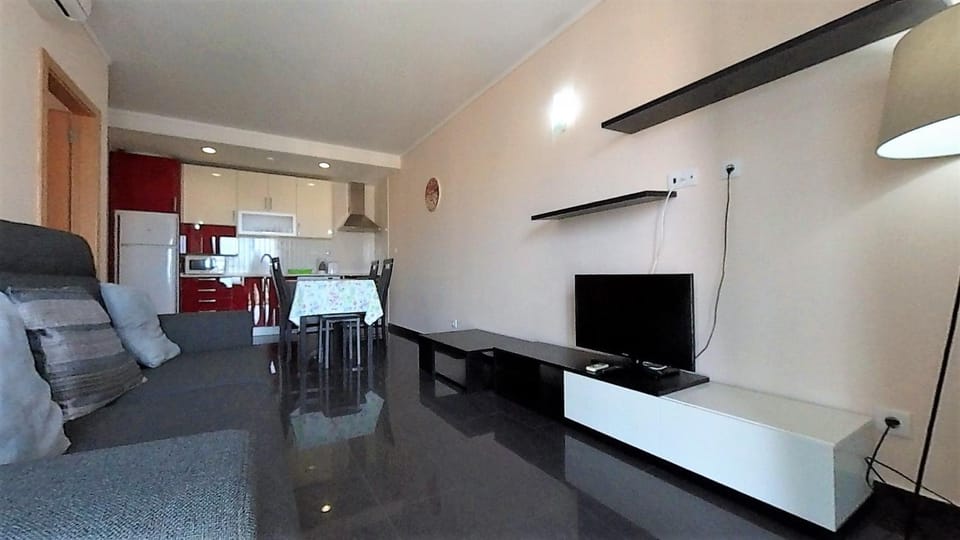Living room, Meals