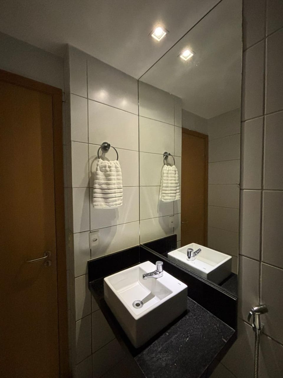 Bathroom, towels