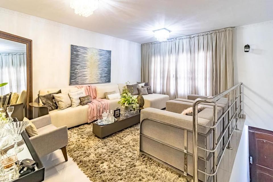 CASA CONFORTÁVEL, 5 SUITES e 1 QUARTO House in Belém
