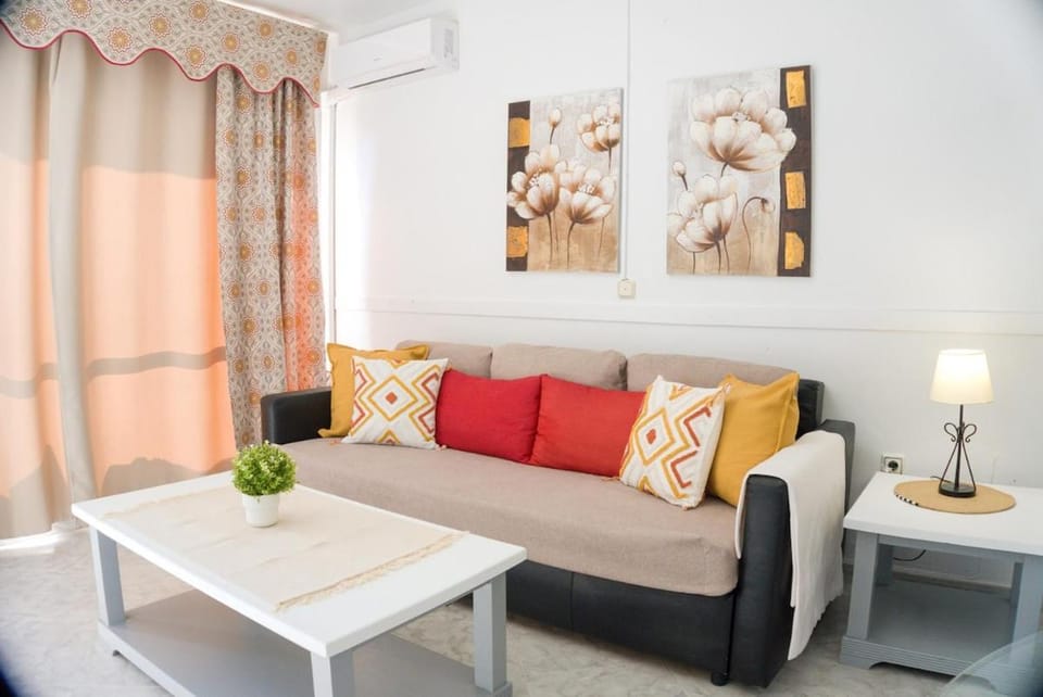 Living room, air conditioner