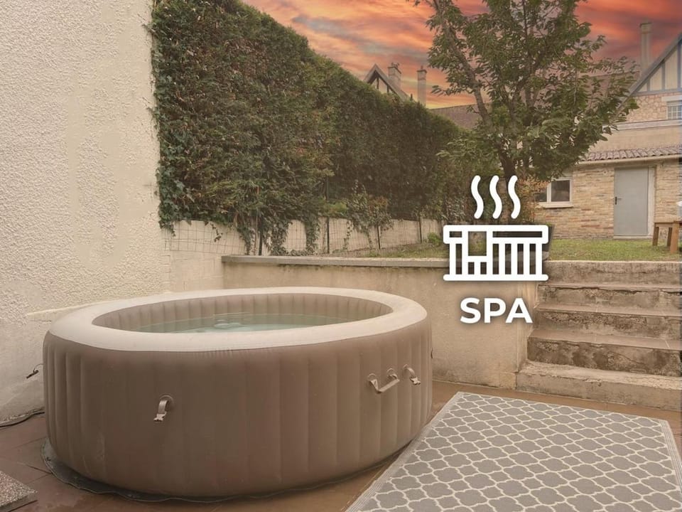 Hot Tub, Spa and wellness centre/facilities