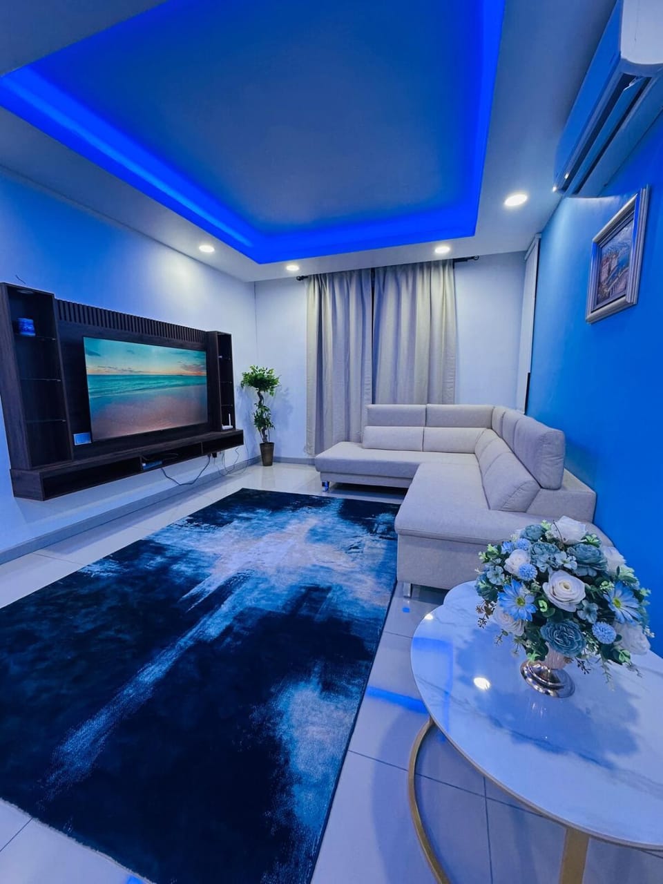 TV and multimedia, Living room, Seating area
