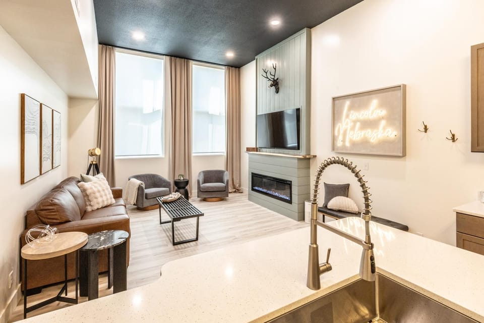 TV and multimedia, Living room, Seating area