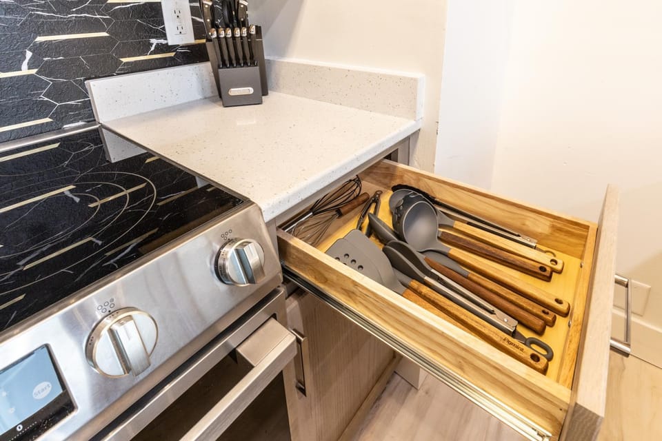 Kitchen or kitchenette, stove