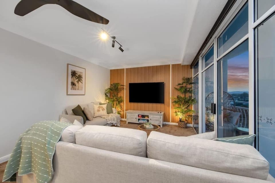 TV and multimedia, Living room, Photo of the whole room, Seating area