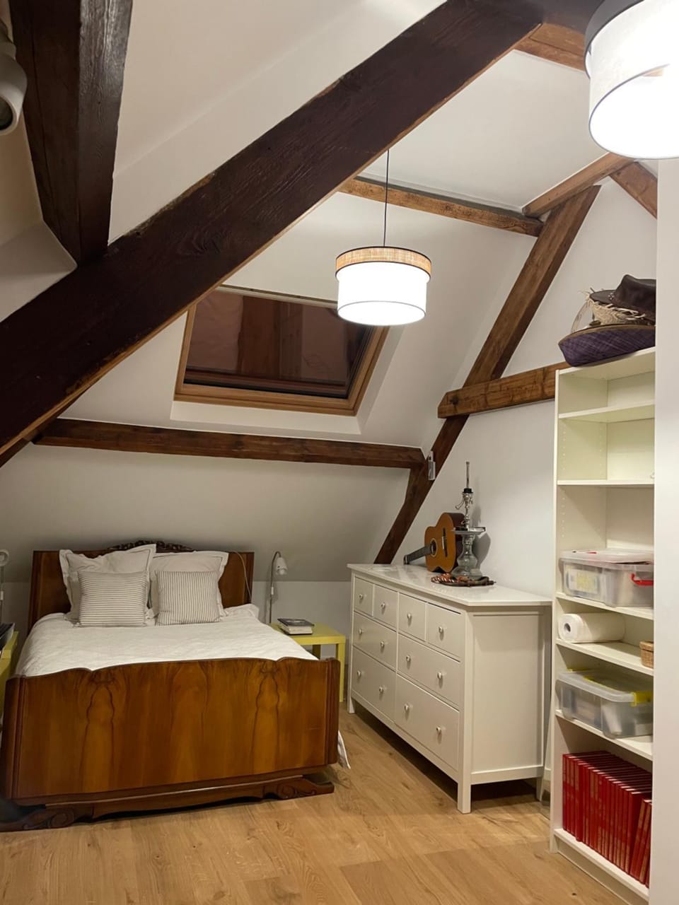 belle chambre moderne , avec douche équippement complet Vacation rental in Nogent-sur-Marne