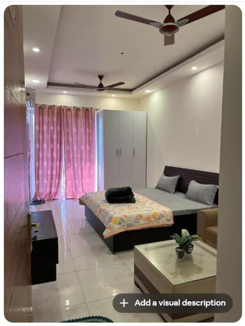 Hello Studio Bed and Breakfast in Noida