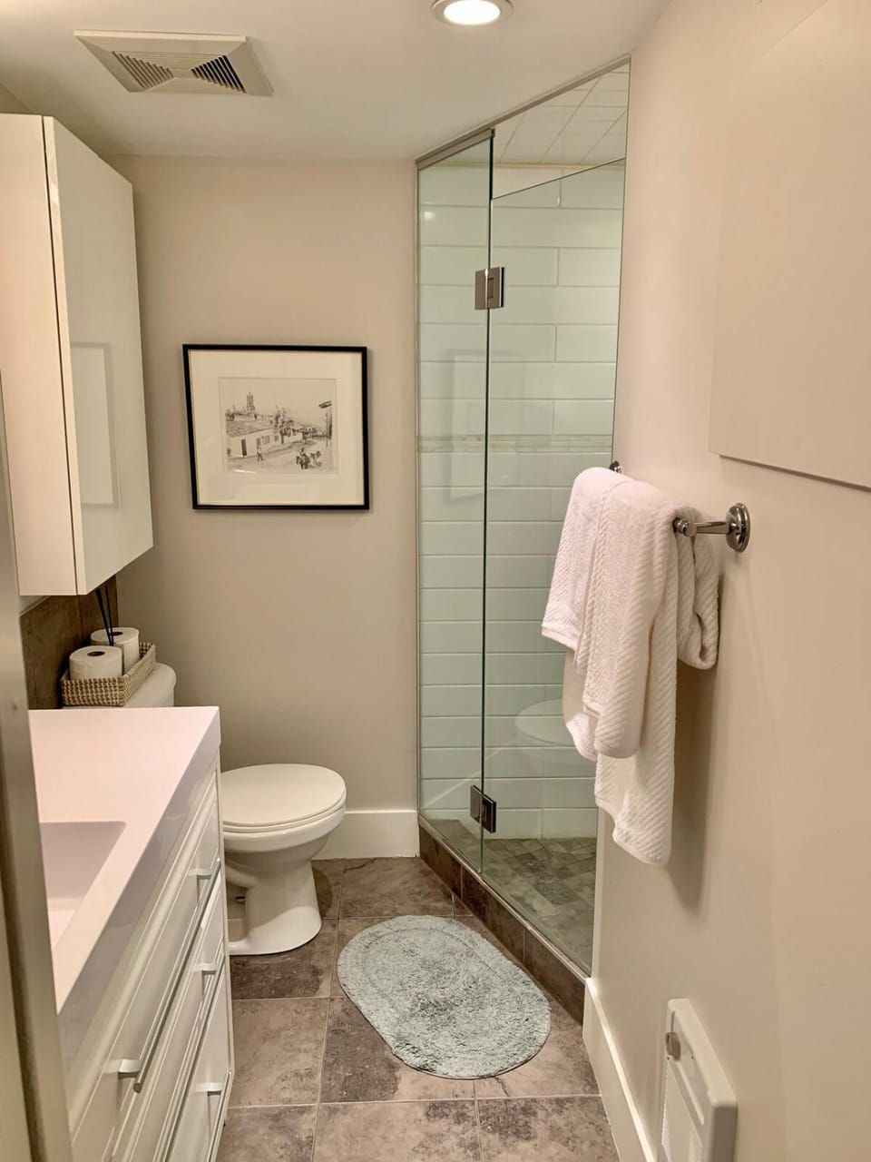 Shower, Toilet, Bathroom, towels