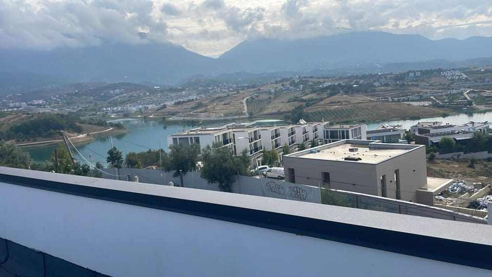 Sunlake Villa Bed and Breakfast in Tirana