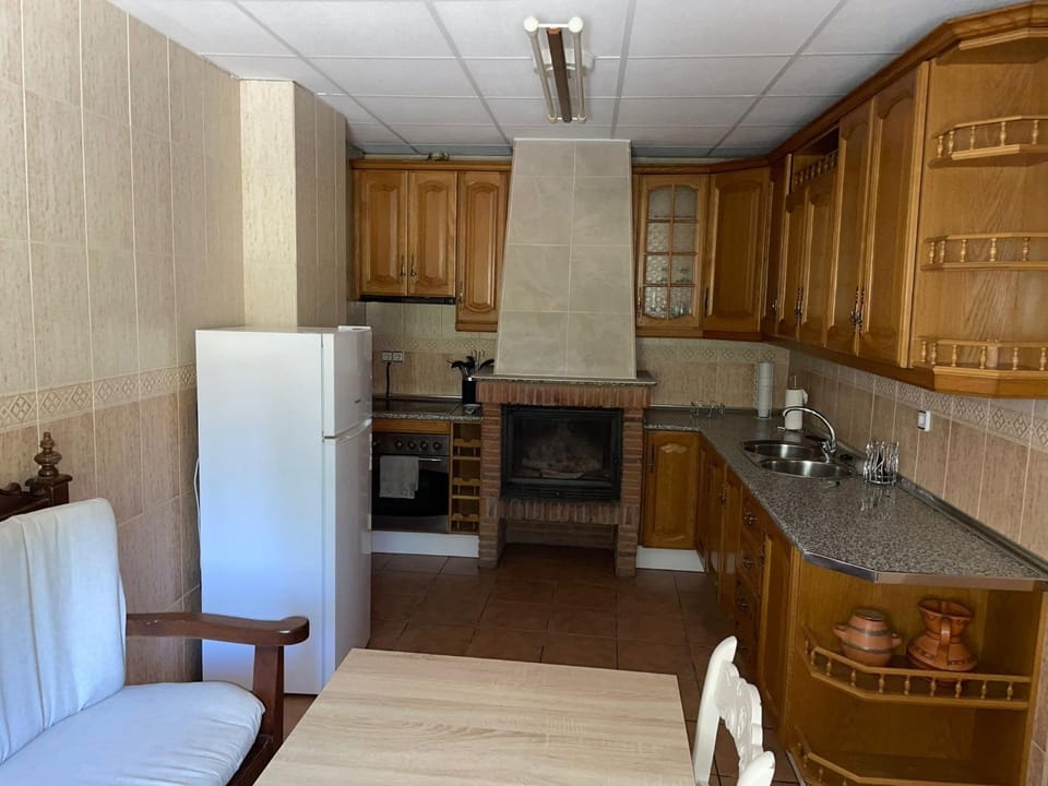 Kitchen or kitchenette, oven, stove